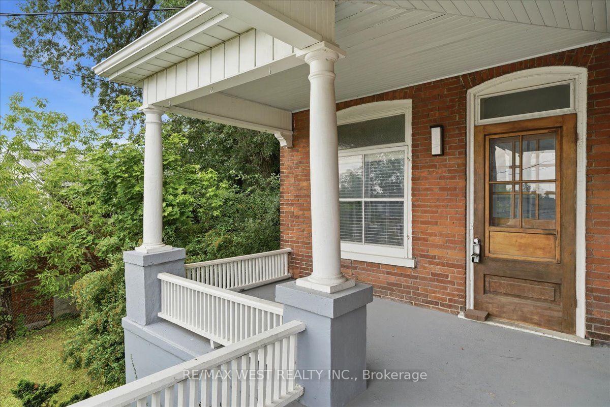 Photo 2 of 45 Catharine Street, Belleville, Belleville Ward — HOMEH