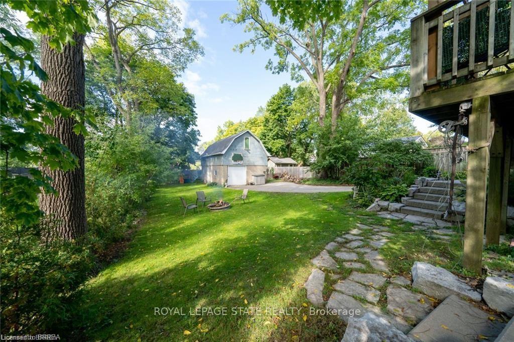Photo 4 of 284 Colborne Street N, Norfolk, Simcoe — HOMEH