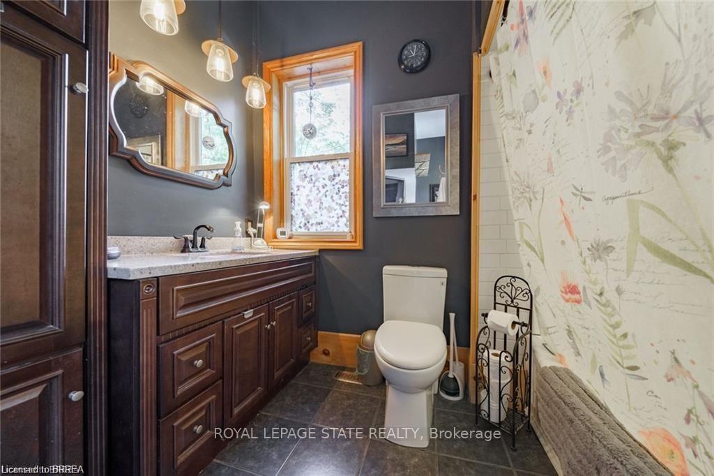 Photo 21 of 284 Colborne Street N, Norfolk, Simcoe — HOMEH