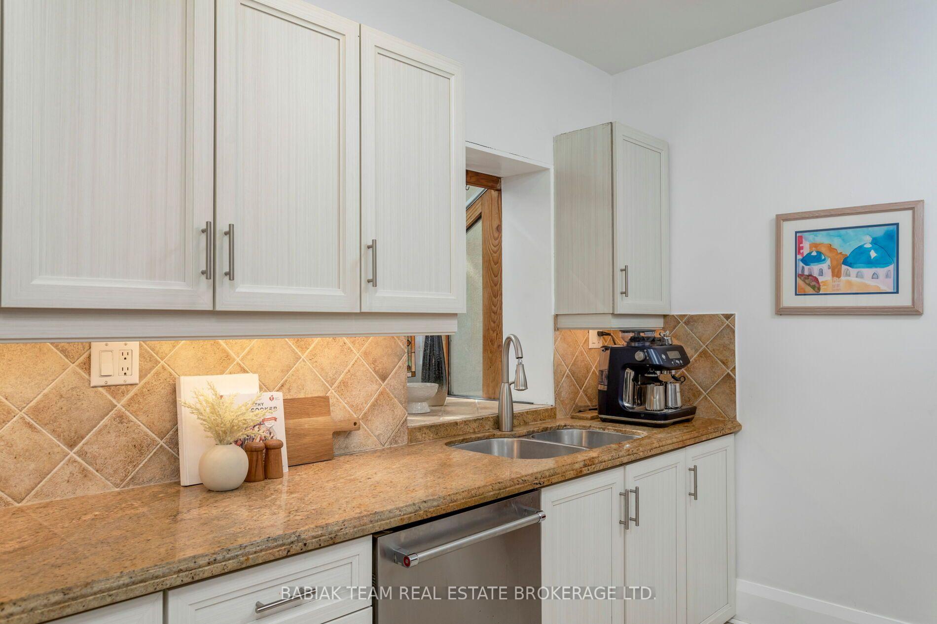 Photo 16 of 113 Mavety Street, Toronto, Junction Area — HOMEH