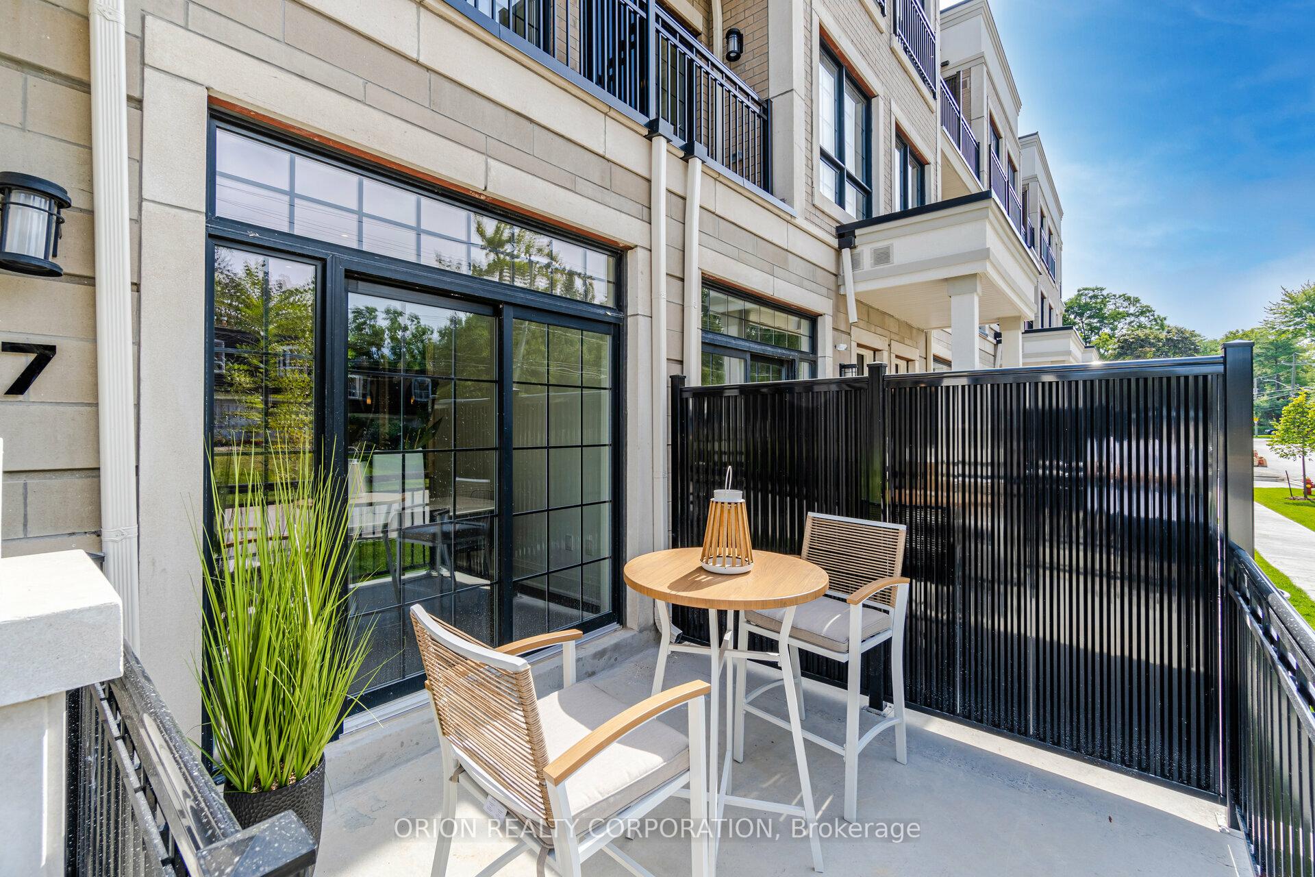Photo 4 of Unit 8, 95 Brookfield Road, Oakville, Central — HOMEH