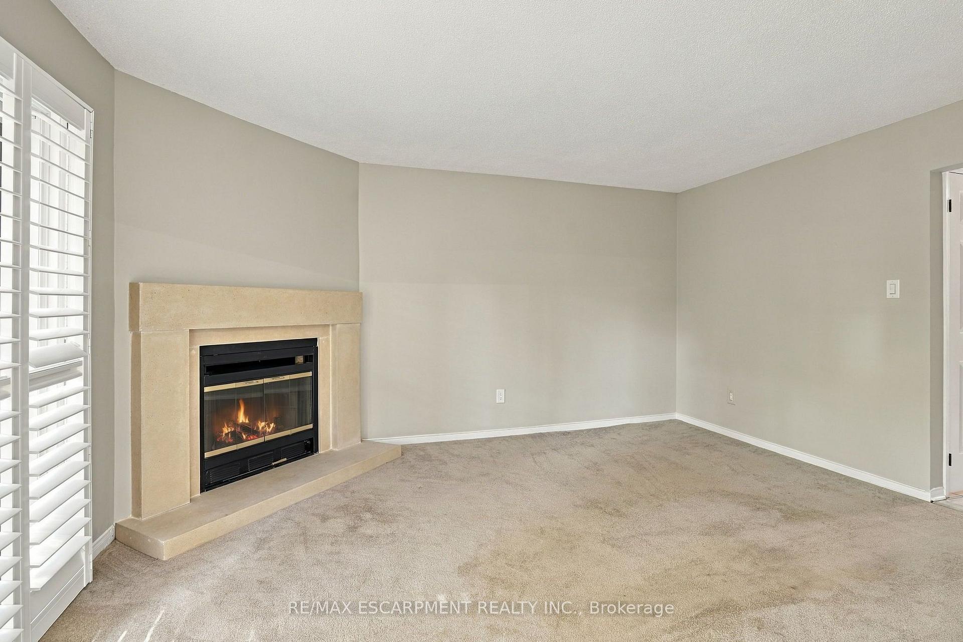 Photo 19 of Unit 15, 1724 The Chase, Mississauga, Central Erin Mills — HOMEH