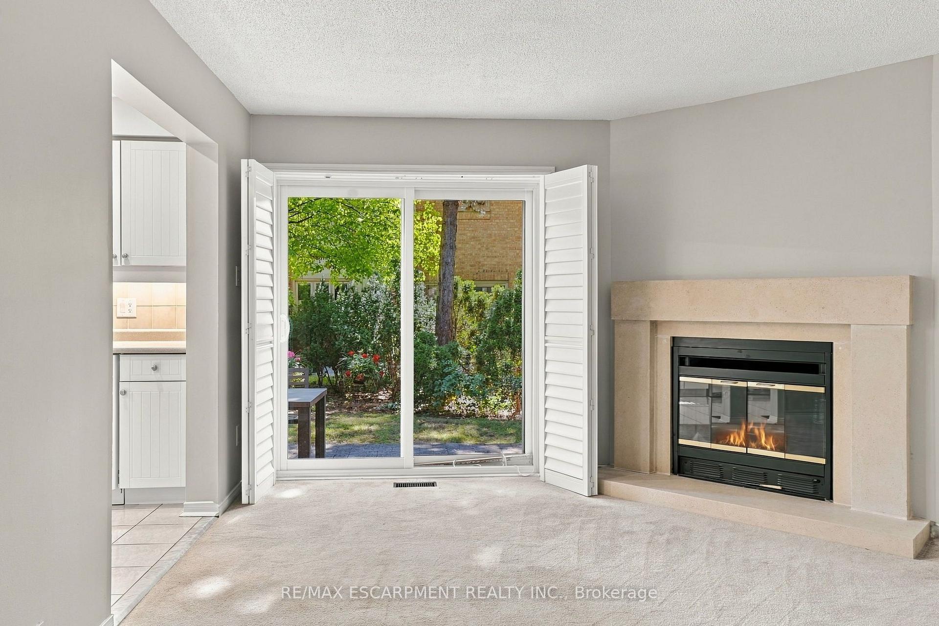 Photo 20 of Unit 15, 1724 The Chase, Mississauga, Central Erin Mills — HOMEH