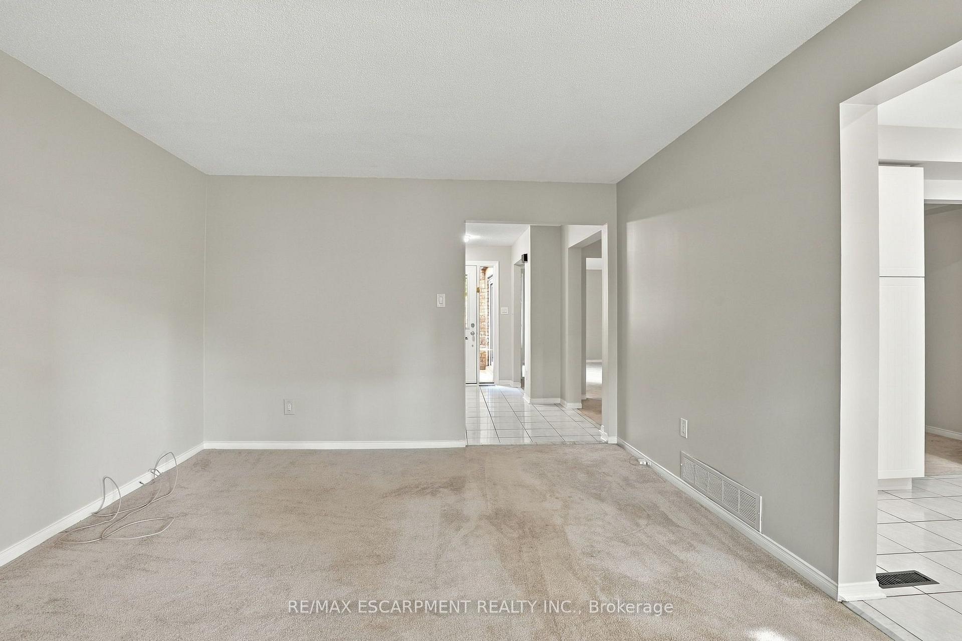 Photo 21 of Unit 15, 1724 The Chase, Mississauga, Central Erin Mills — HOMEH