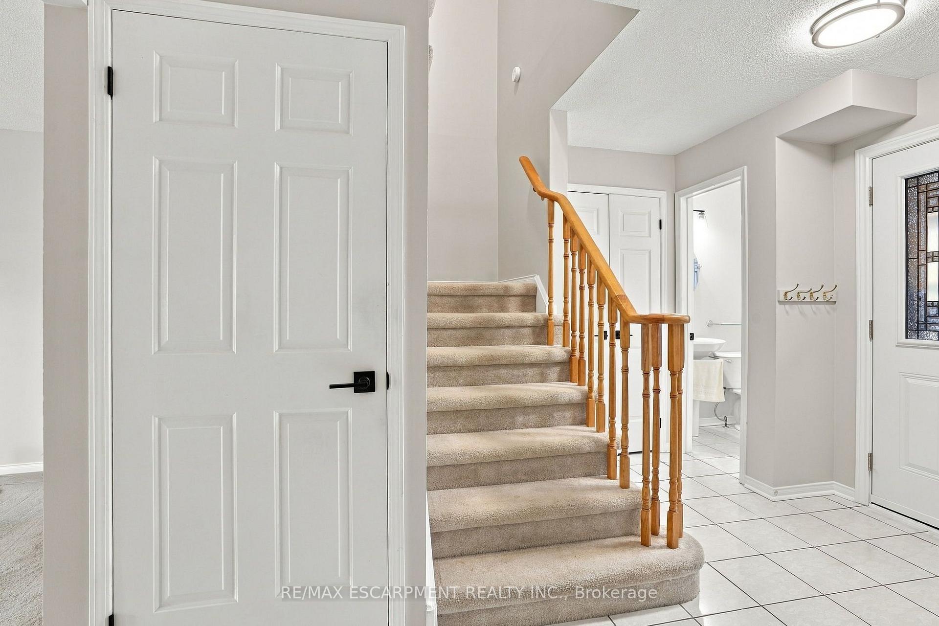Photo 23 of Unit 15, 1724 The Chase, Mississauga, Central Erin Mills — HOMEH