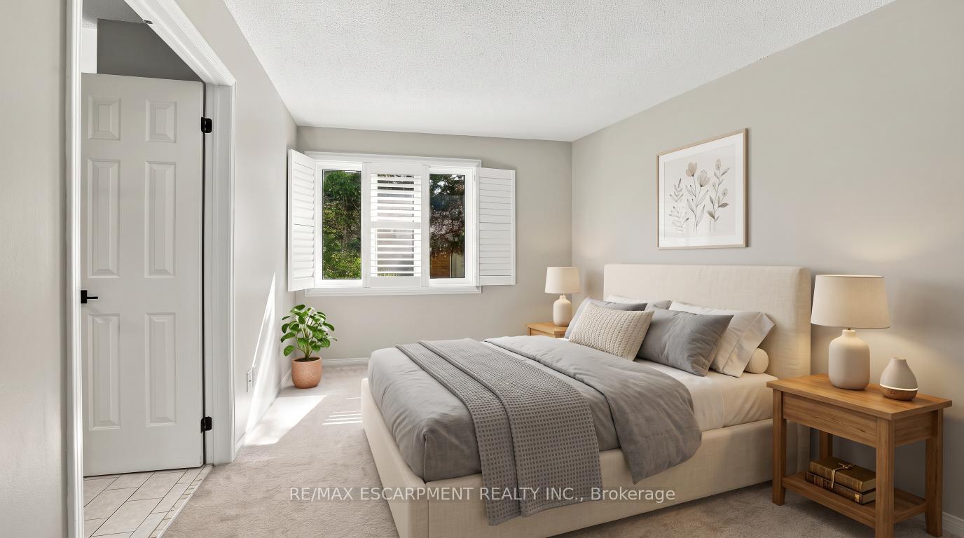 Photo 25 of Unit 15, 1724 The Chase, Mississauga, Central Erin Mills — HOMEH