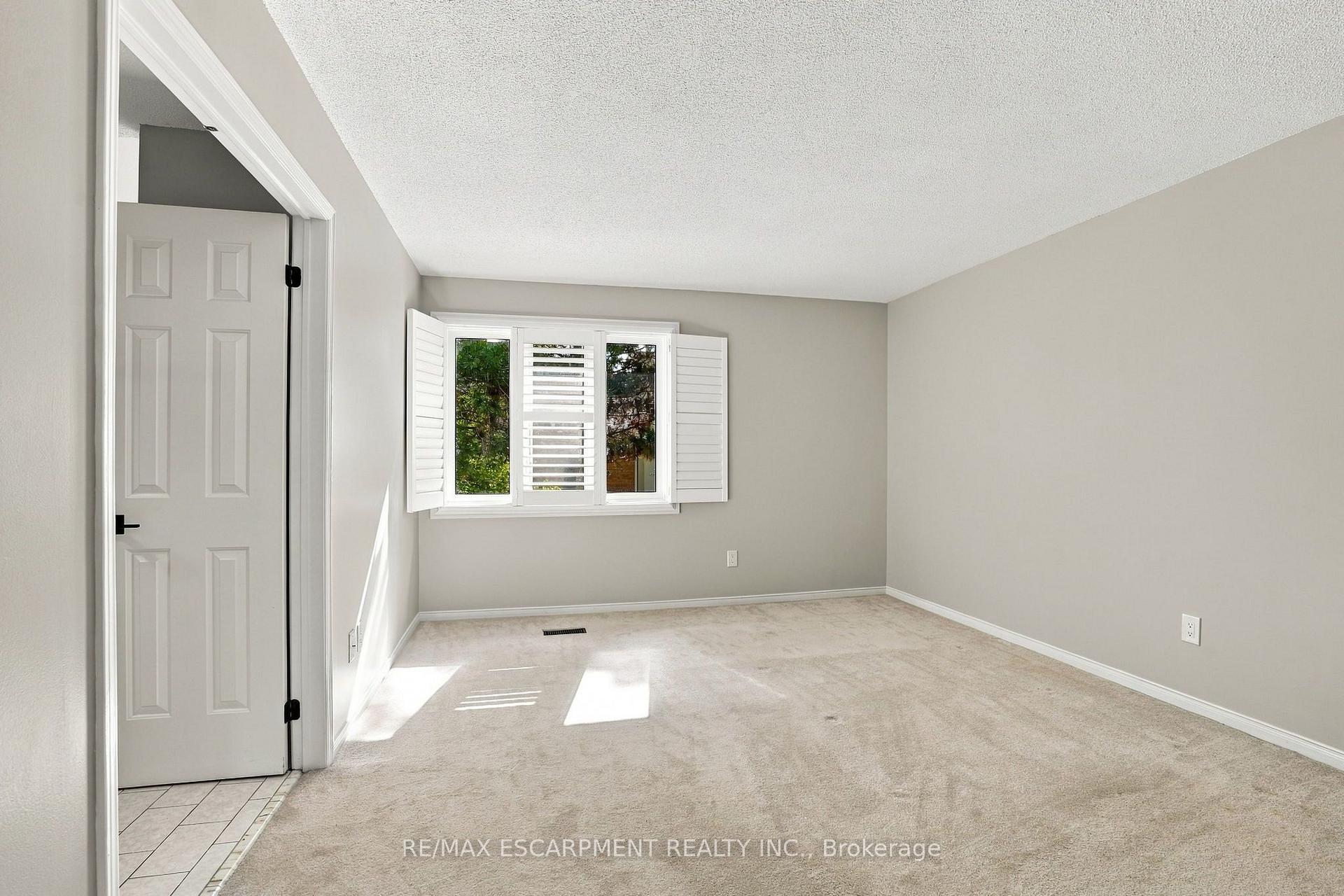 Photo 26 of Unit 15, 1724 The Chase, Mississauga, Central Erin Mills — HOMEH