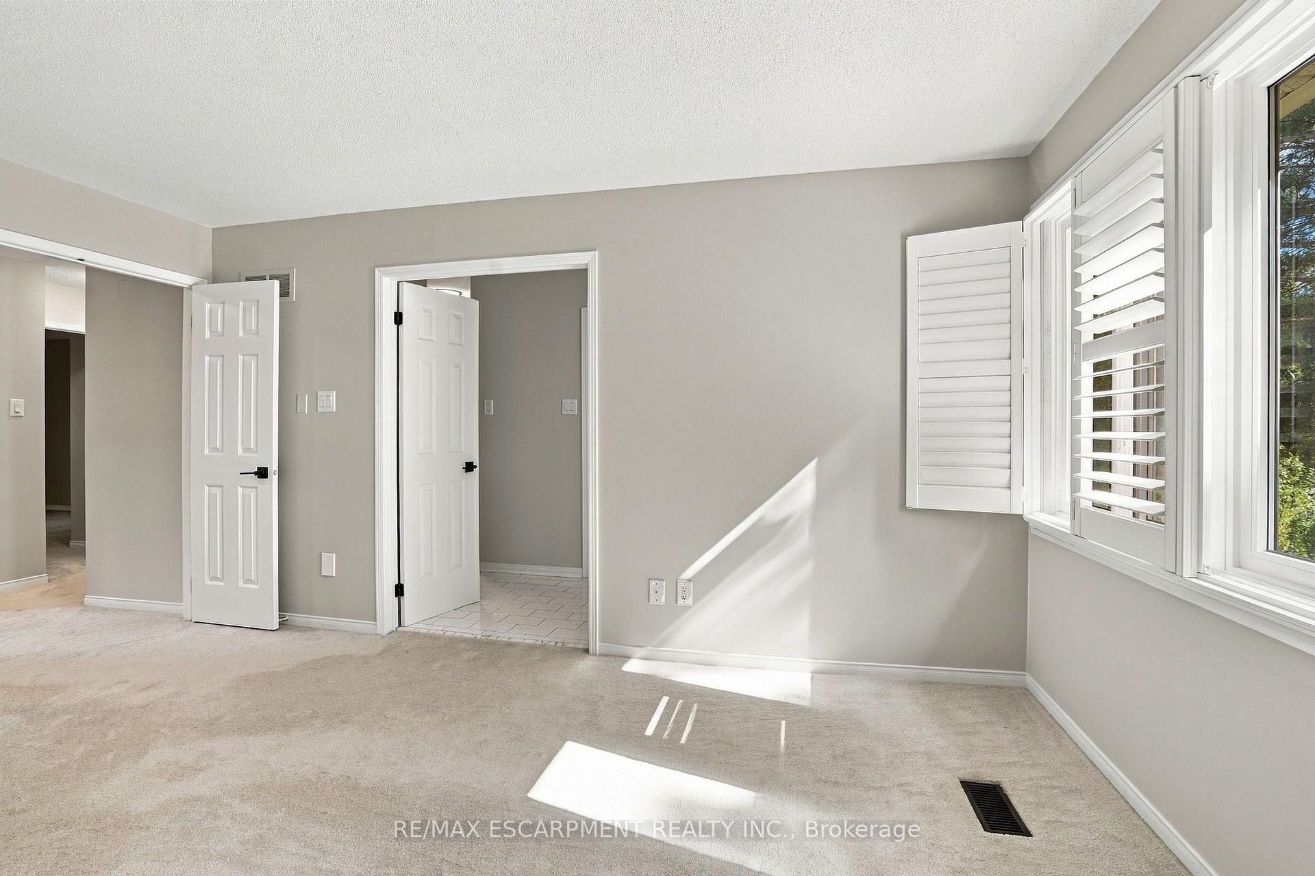 Photo 27 of Unit 15, 1724 The Chase, Mississauga, Central Erin Mills — HOMEH