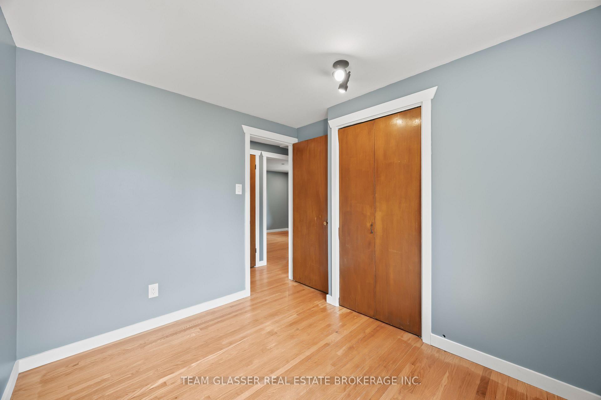 Photo 24 of 6 Heath Place, London, South T — HOMEH