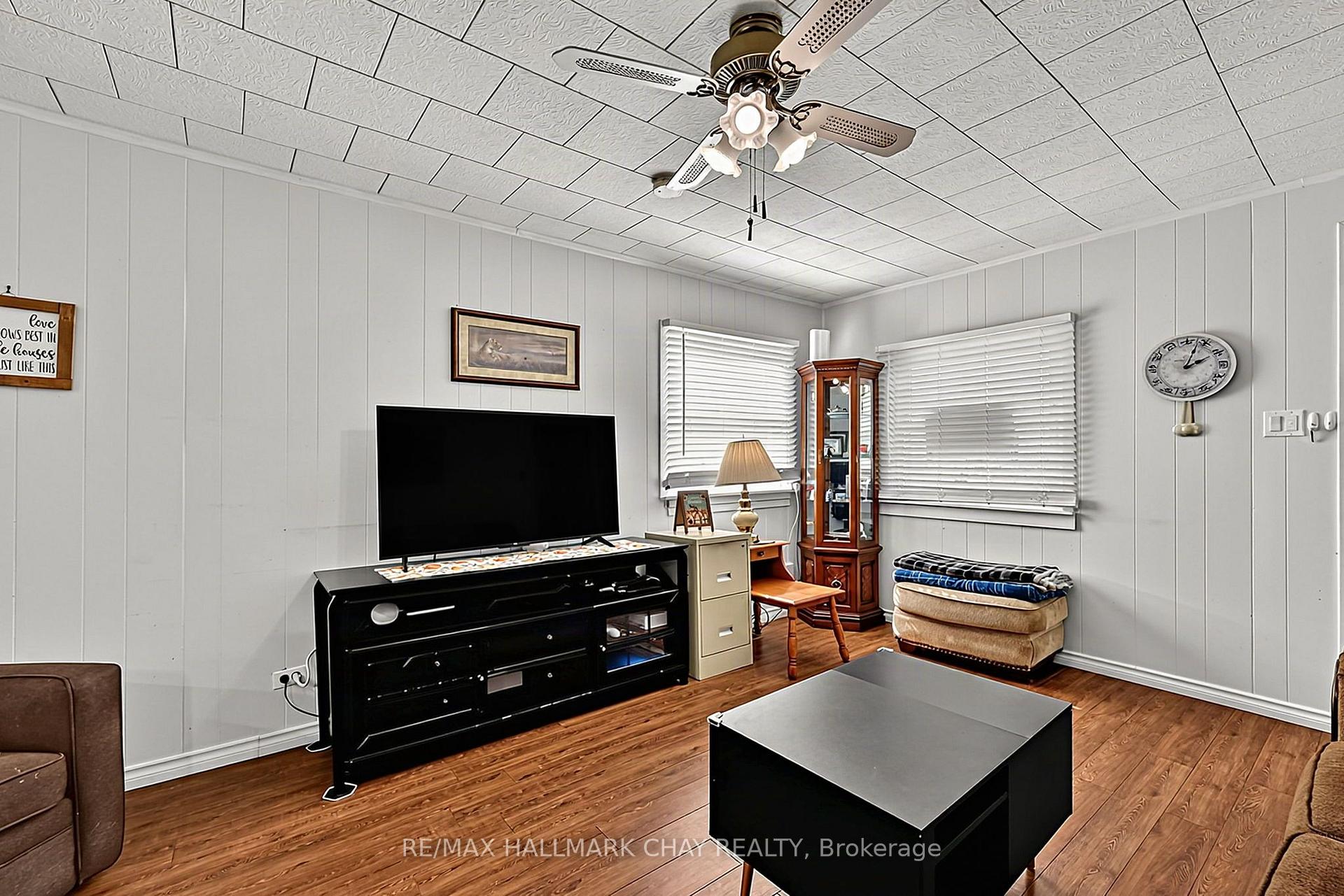 Photo 10 of 1194 Winhara Road, Gravenhurst, Muskoka (S) — HOMEH