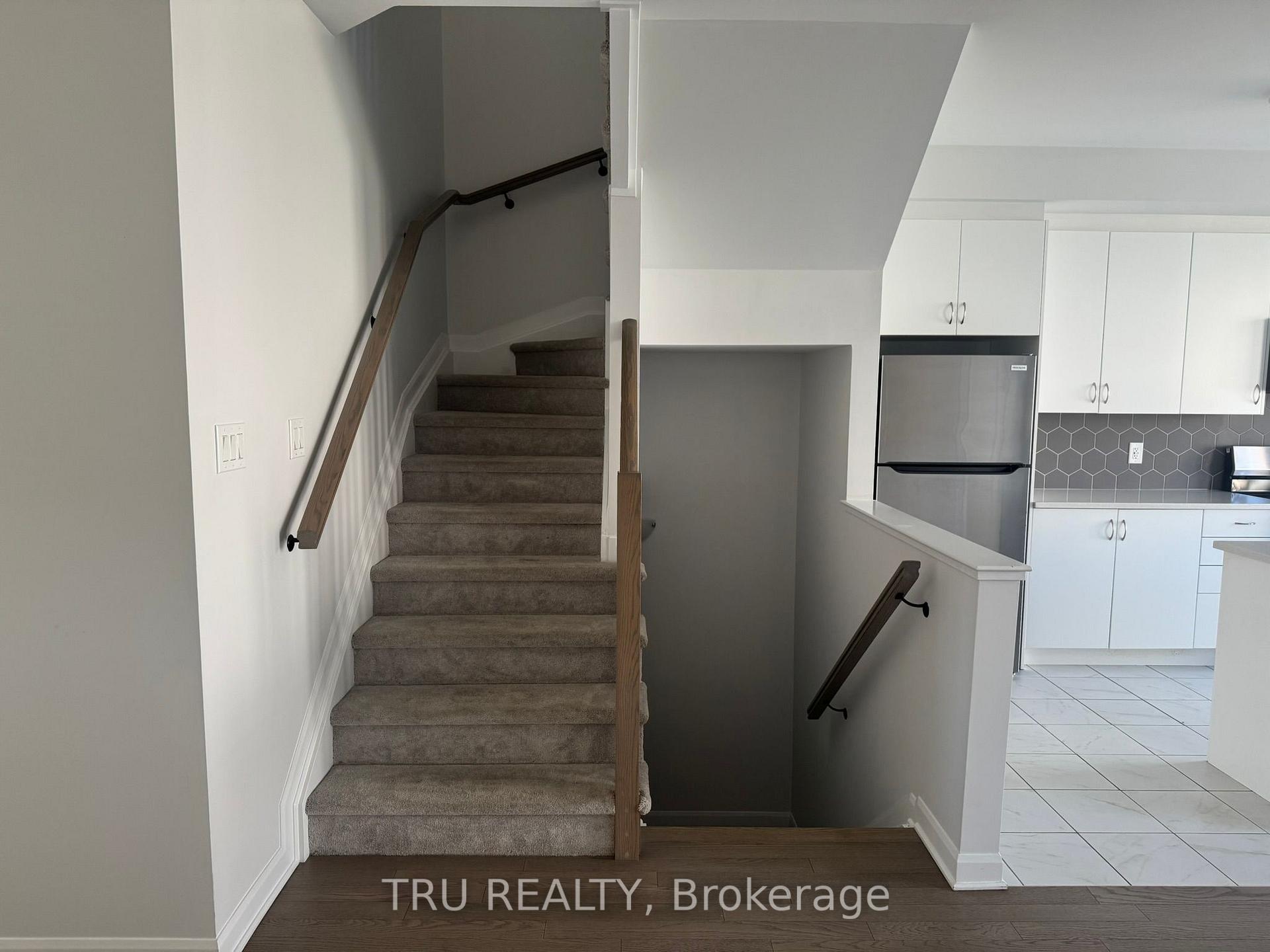 Photo 14 of 76 Osler Street, Ottawa, Kanata - Morgan's Grant/South March — HOMEH
