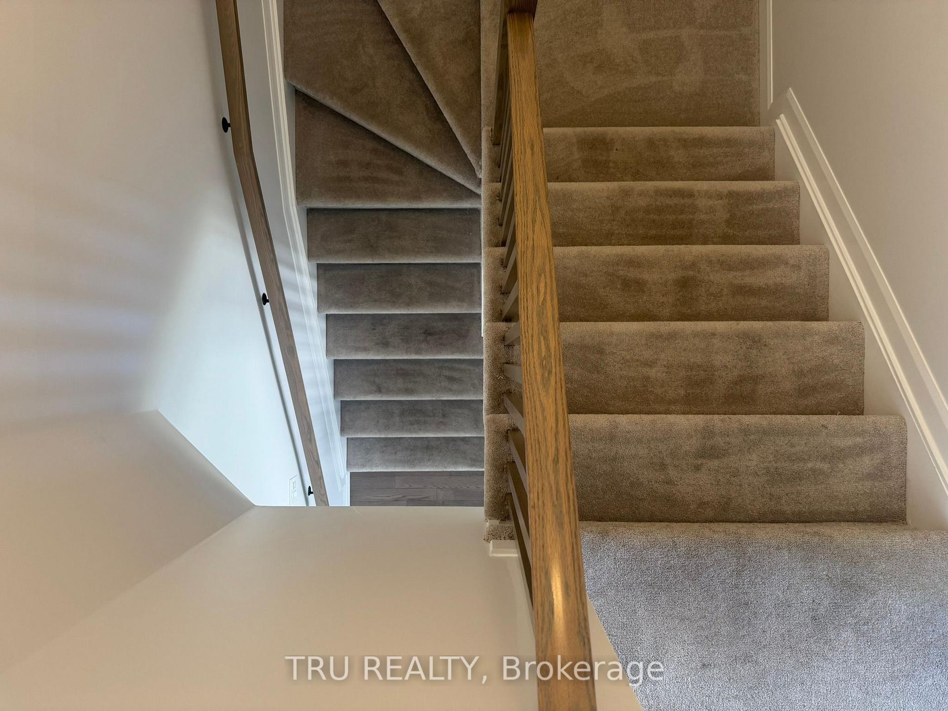 Photo 15 of 76 Osler Street, Ottawa, Kanata - Morgan's Grant/South March — HOMEH