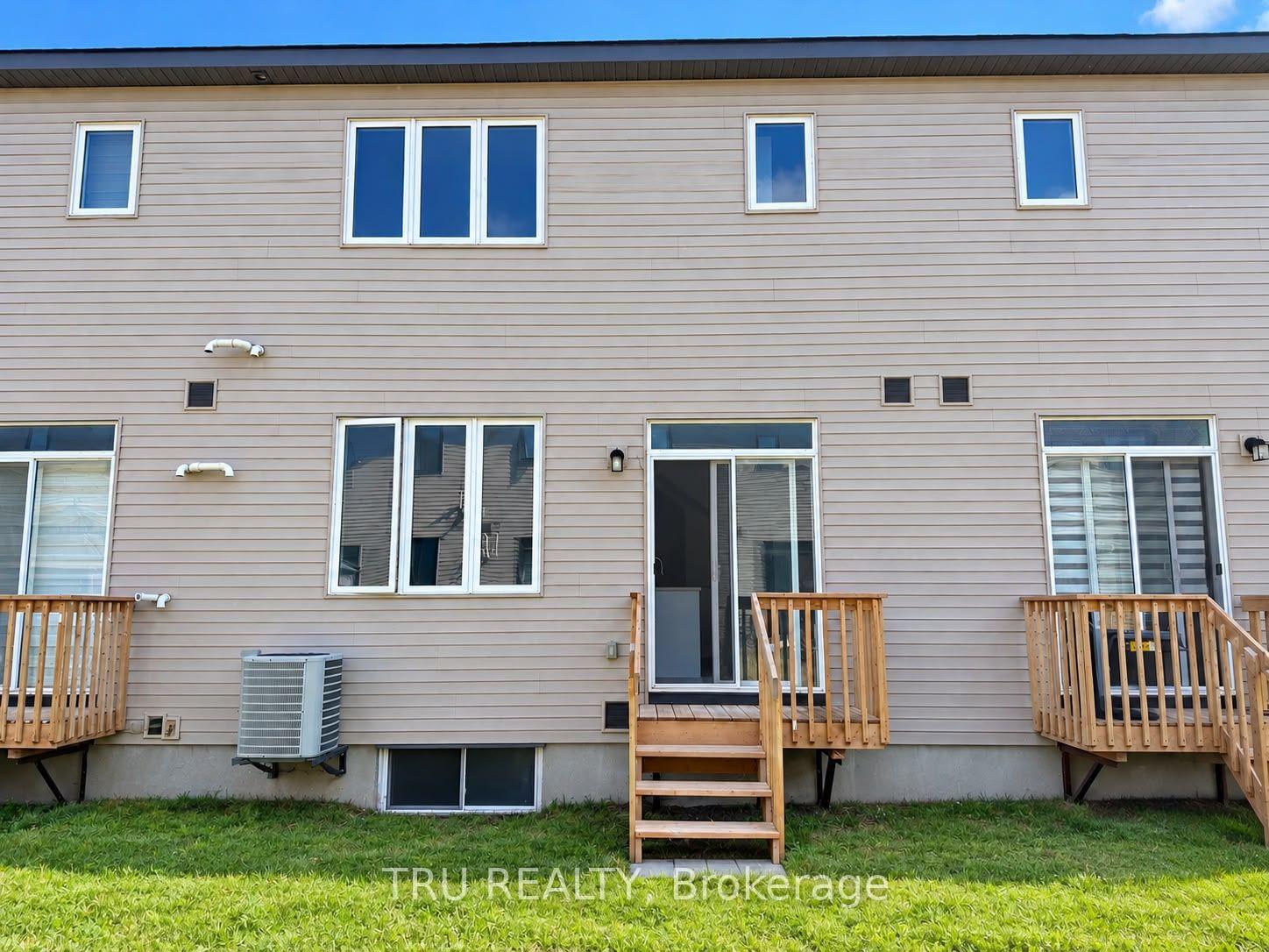 Photo 35 of 76 Osler Street, Ottawa, Kanata - Morgan's Grant/South March — HOMEH