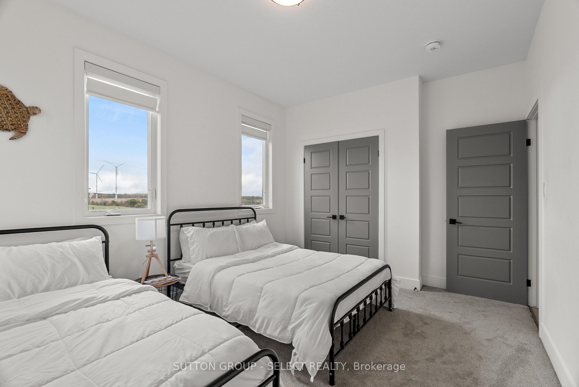 Photo 31 of 33977 Kildeer Drive, Bluewater, Hay — HOMEH