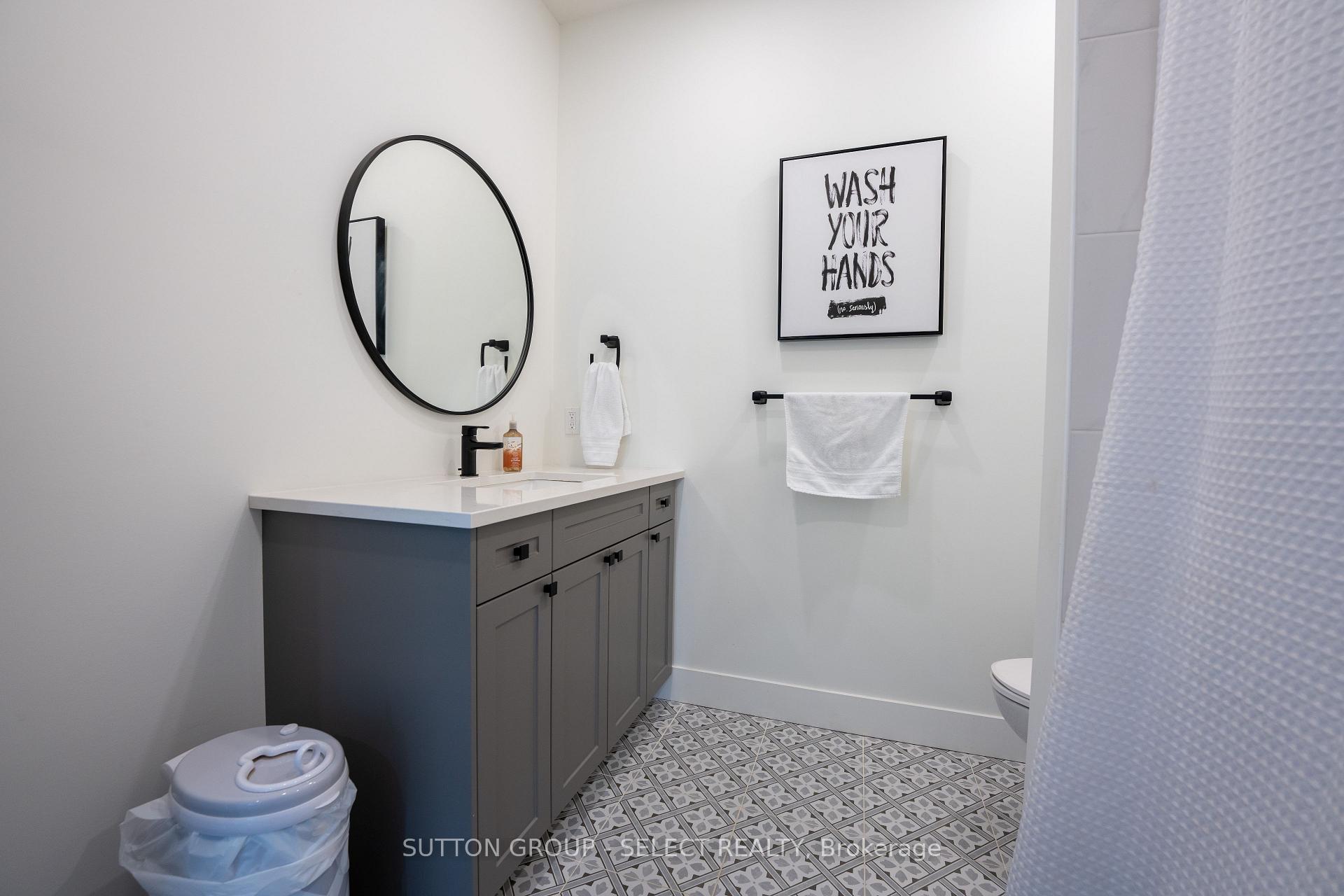 Photo 35 of 33977 Kildeer Drive, Bluewater, Hay — HOMEH