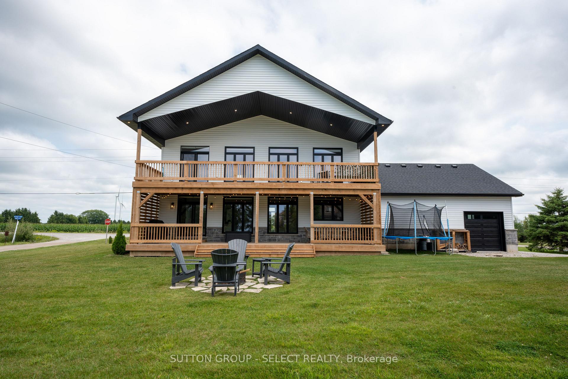 Photo 49 of 33977 Kildeer Drive, Bluewater, Hay — HOMEH