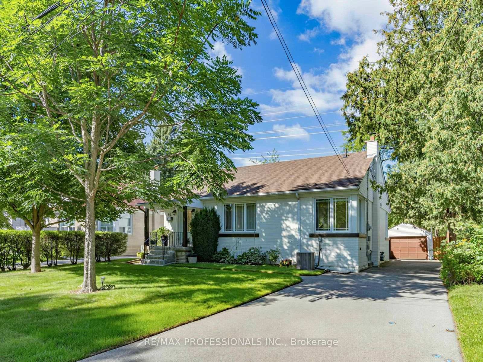 Photo 1 of 92 Westrose Avenue, Etobicoke, Kingsway South — HOMEH