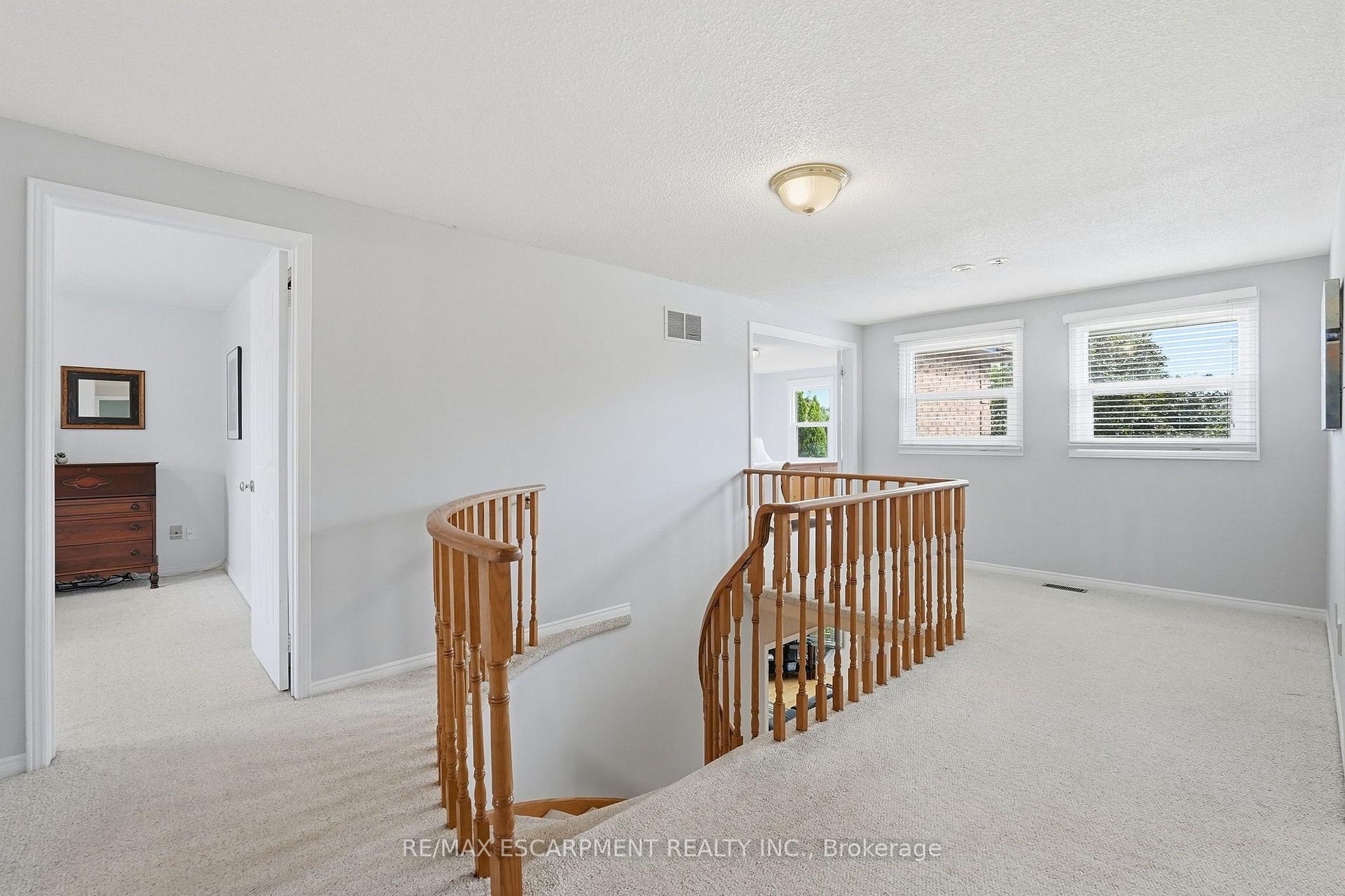Photo 19 of 3193 Maderna Road, Burlington, Headon — HOMEH
