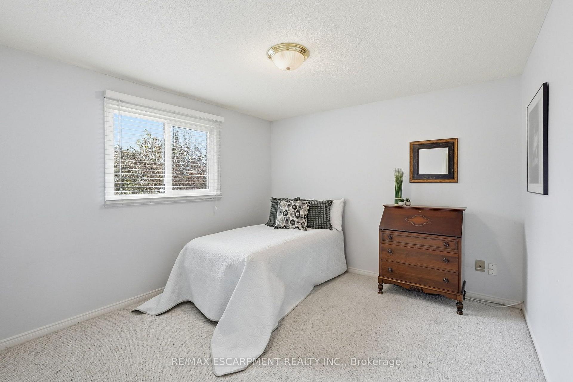 Photo 25 of 3193 Maderna Road, Burlington, Headon — HOMEH