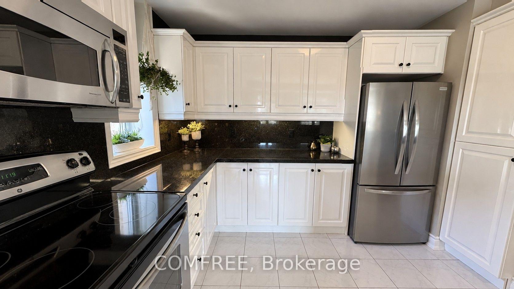 Photo 5 of Unit 312, 78 Sunset Boulevard, New Tecumseth, Rural New Tecumseth — HOMEH