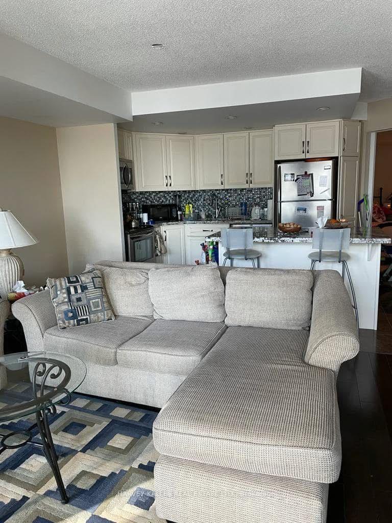 Photo 3 of Unit 610, 8 York Street, Toronto, Waterfront Communities — HOMEH