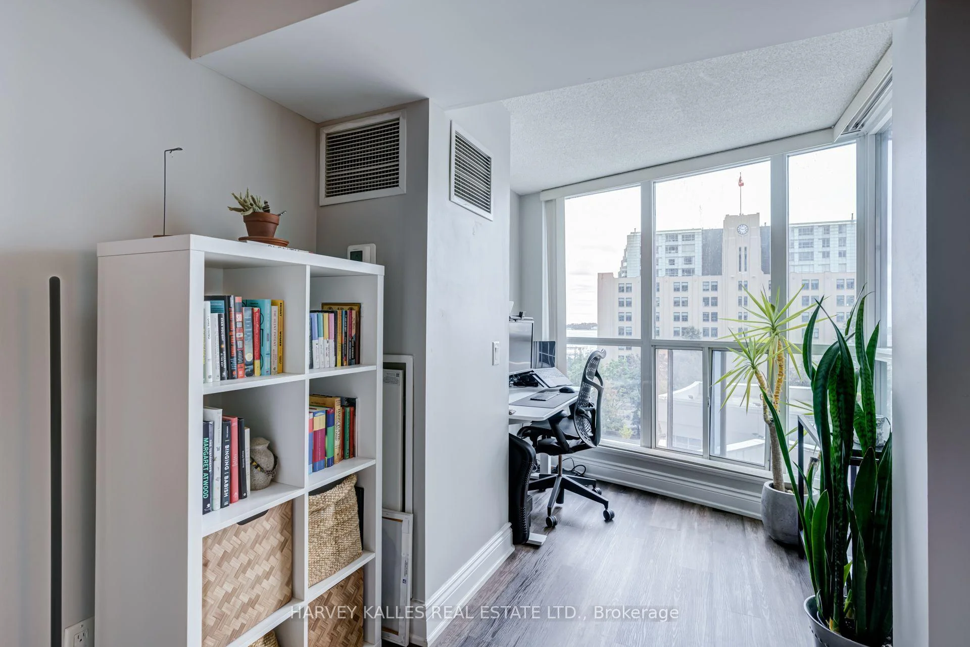 Photo 27 of Unit 610, 8 York Street, Toronto, Waterfront Communities — HOMEH
