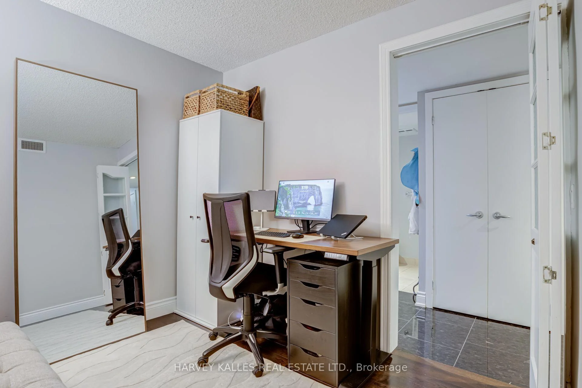 Photo 34 of Unit 610, 8 York Street, Toronto, Waterfront Communities — HOMEH