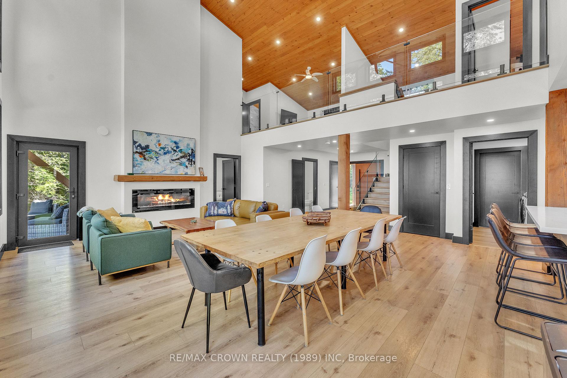 Photo 10 of 560 Pinecreek Crescent, Callander — HOMEH