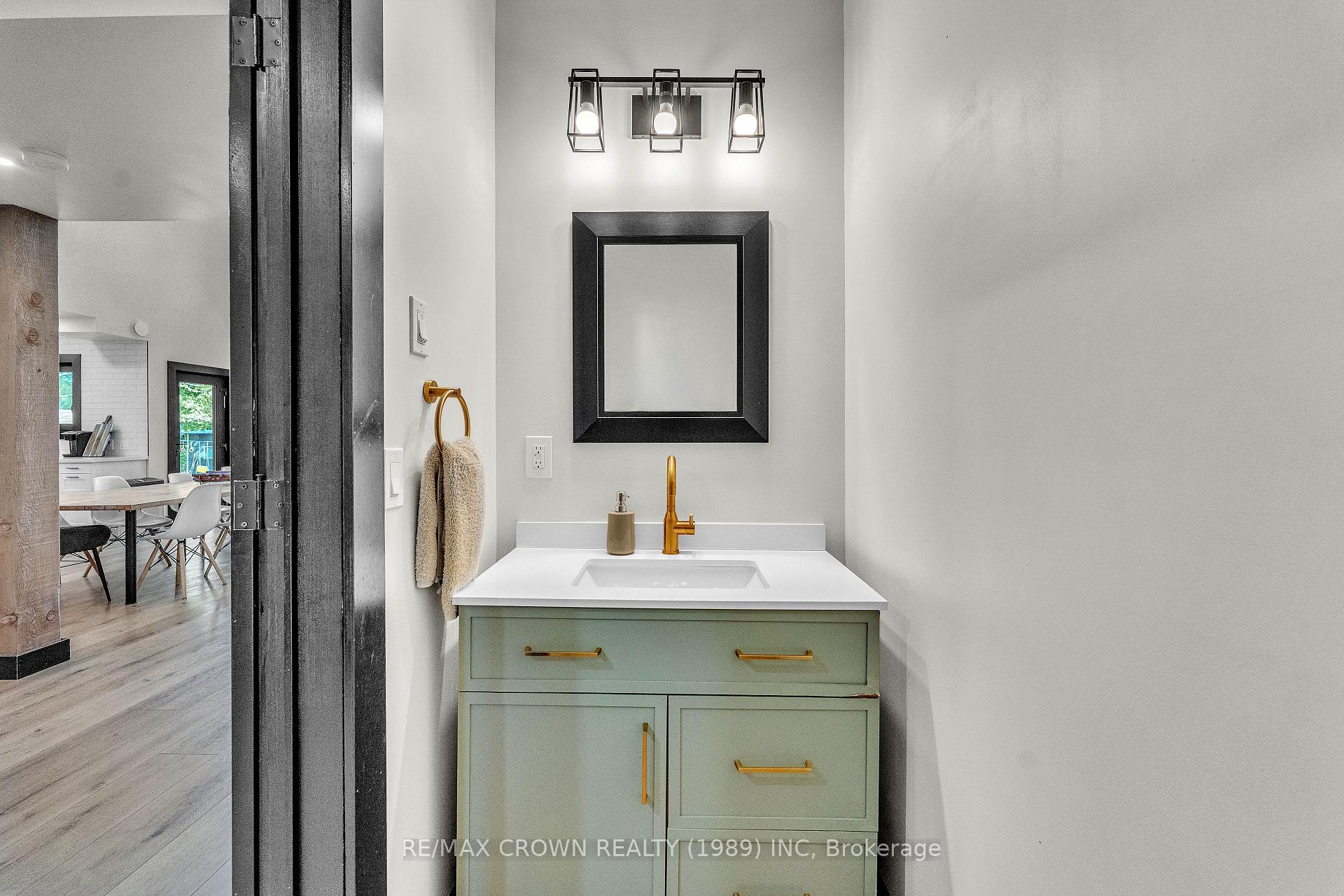 Photo 22 of 560 Pinecreek Crescent, Callander — HOMEH