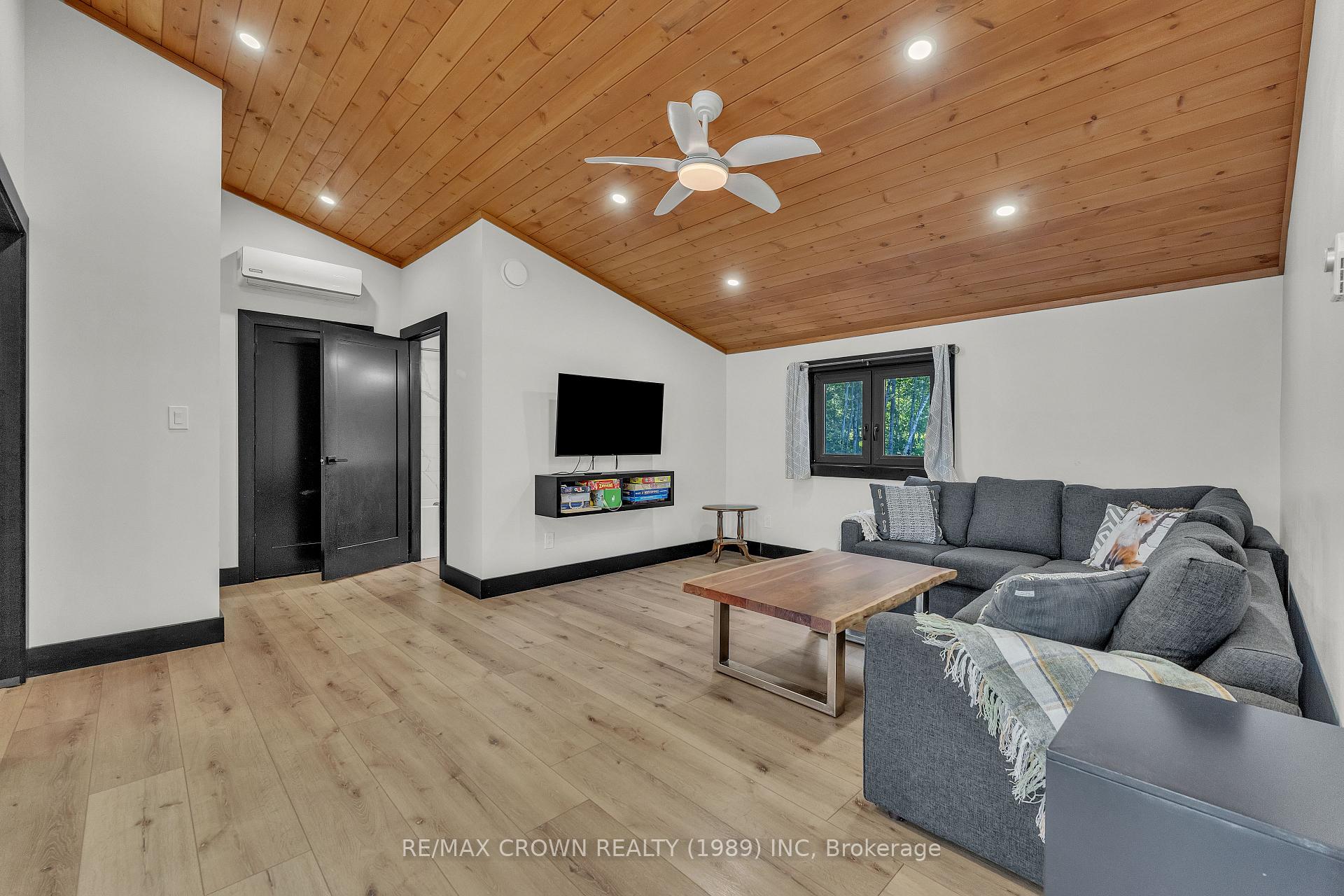 Photo 25 of 560 Pinecreek Crescent, Callander — HOMEH