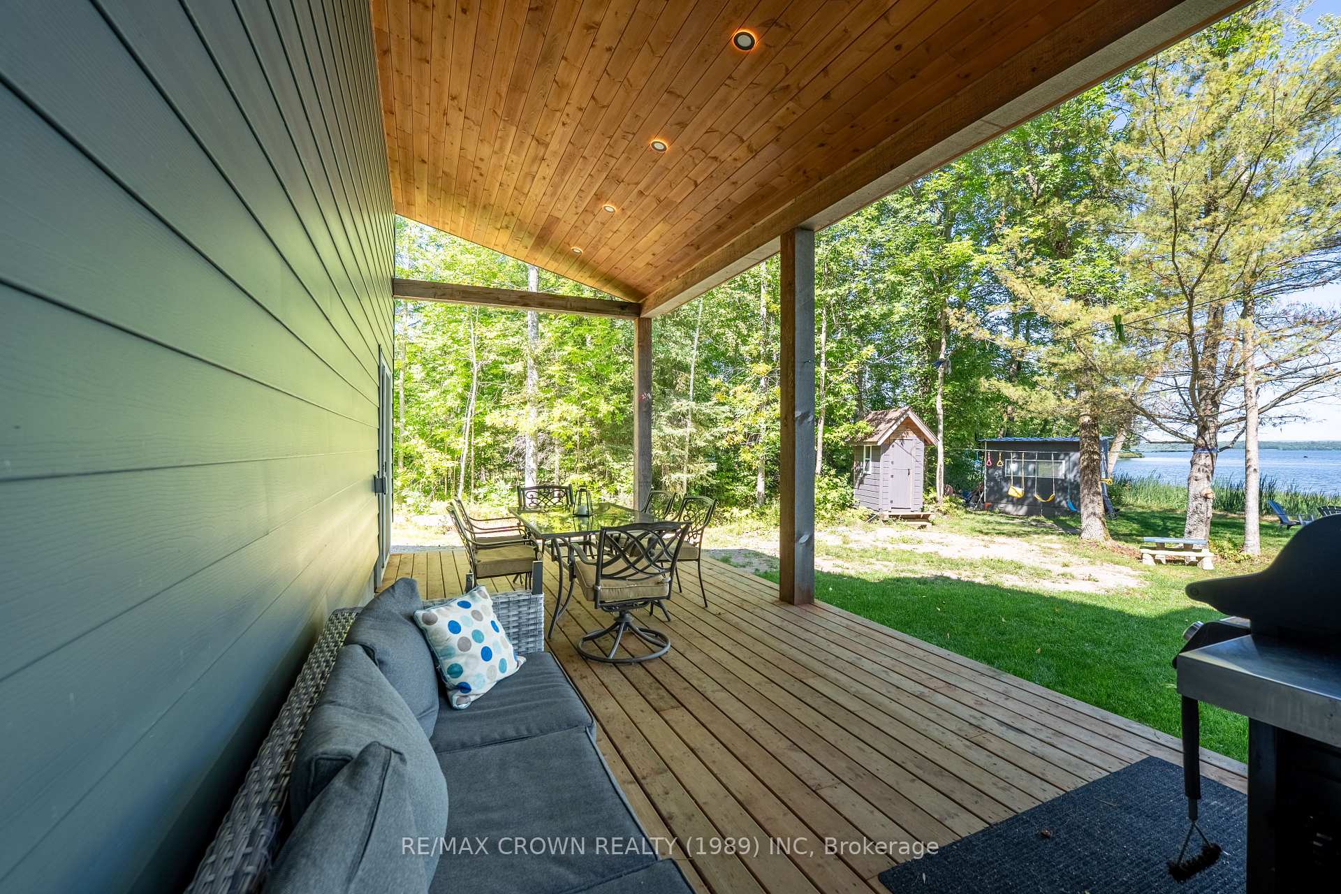 Photo 36 of 560 Pinecreek Crescent, Callander — HOMEH