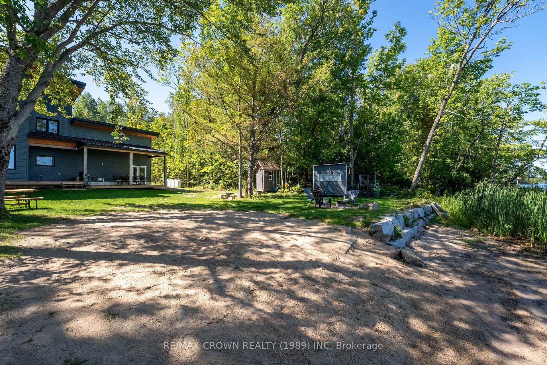 Photo 40 of 560 Pinecreek Crescent, Callander — HOMEH