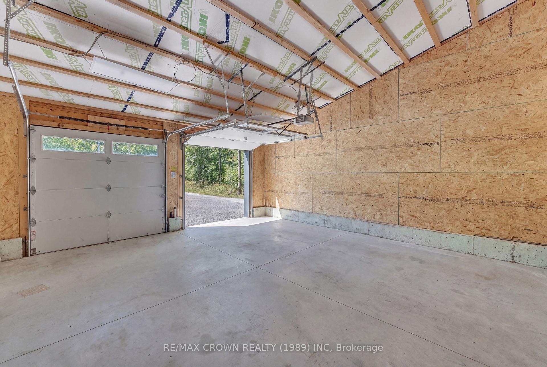 Photo 43 of 560 Pinecreek Crescent, Callander — HOMEH
