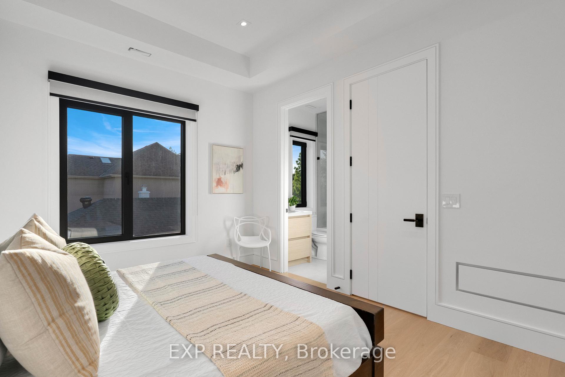 Photo 21 of 65 Edgecroft Road, Etobicoke, Stonegate-Queensway — HOMEH