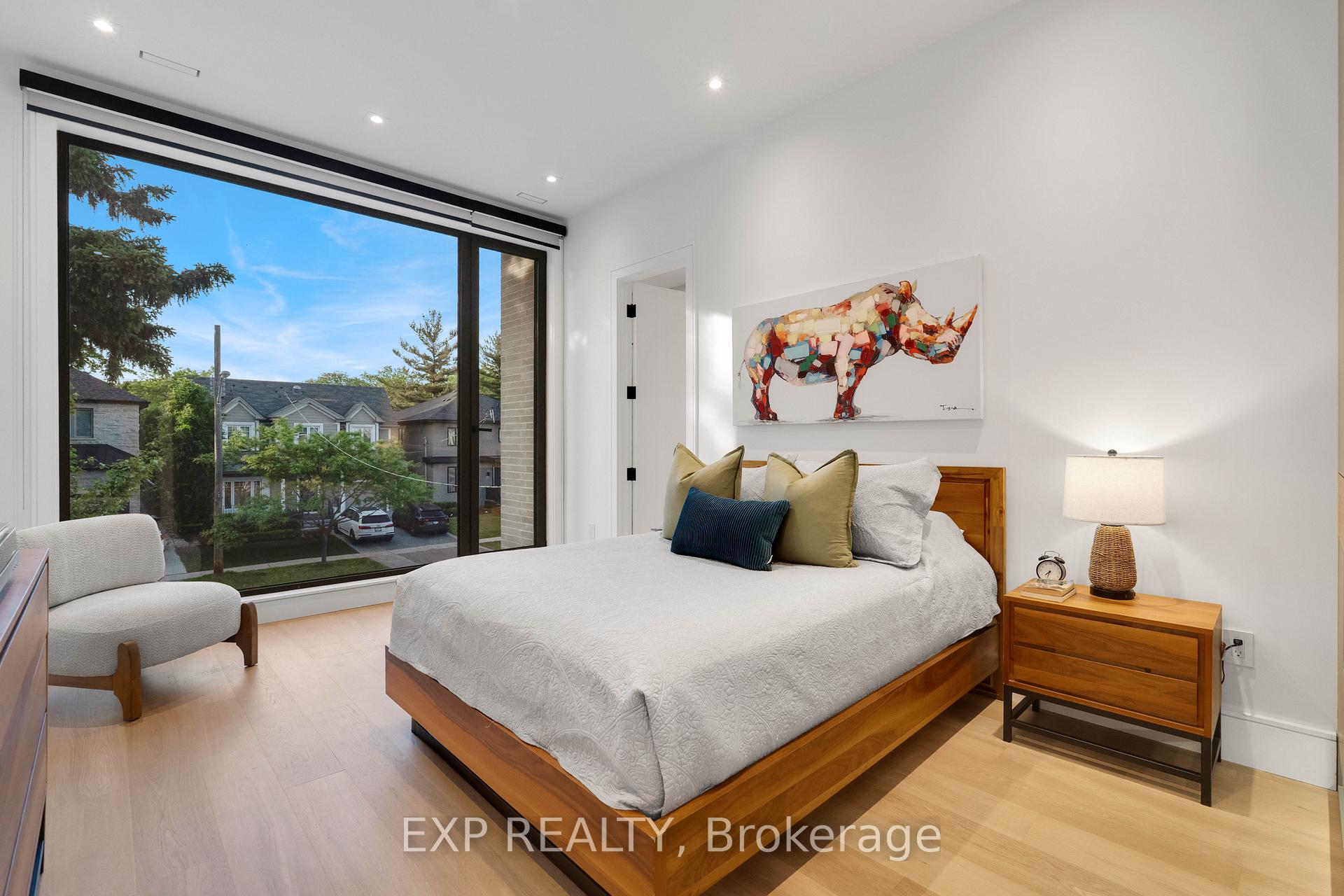 Photo 27 of 65 Edgecroft Road, Etobicoke, Stonegate-Queensway — HOMEH