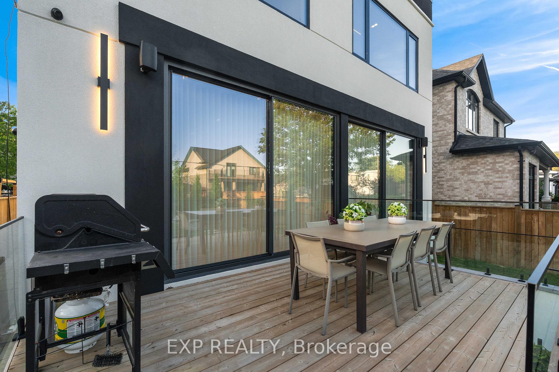 Photo 42 of 65 Edgecroft Road, Etobicoke, Stonegate-Queensway — HOMEH