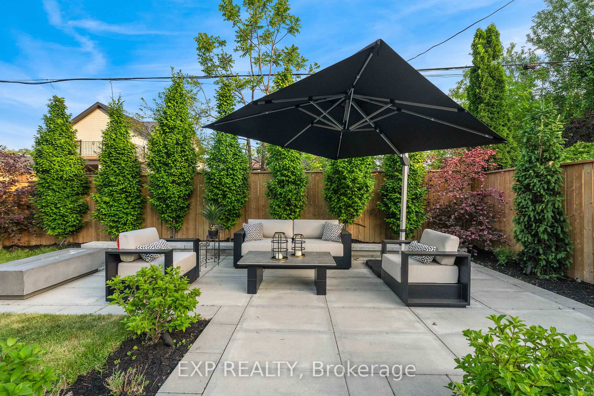 Photo 44 of 65 Edgecroft Road, Etobicoke, Stonegate-Queensway — HOMEH