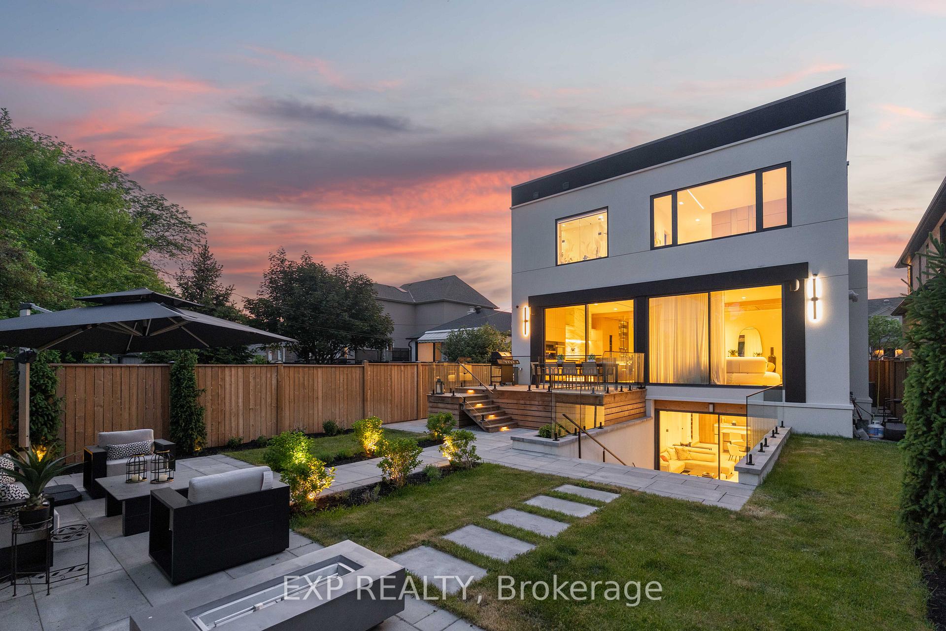 Photo 45 of 65 Edgecroft Road, Etobicoke, Stonegate-Queensway — HOMEH