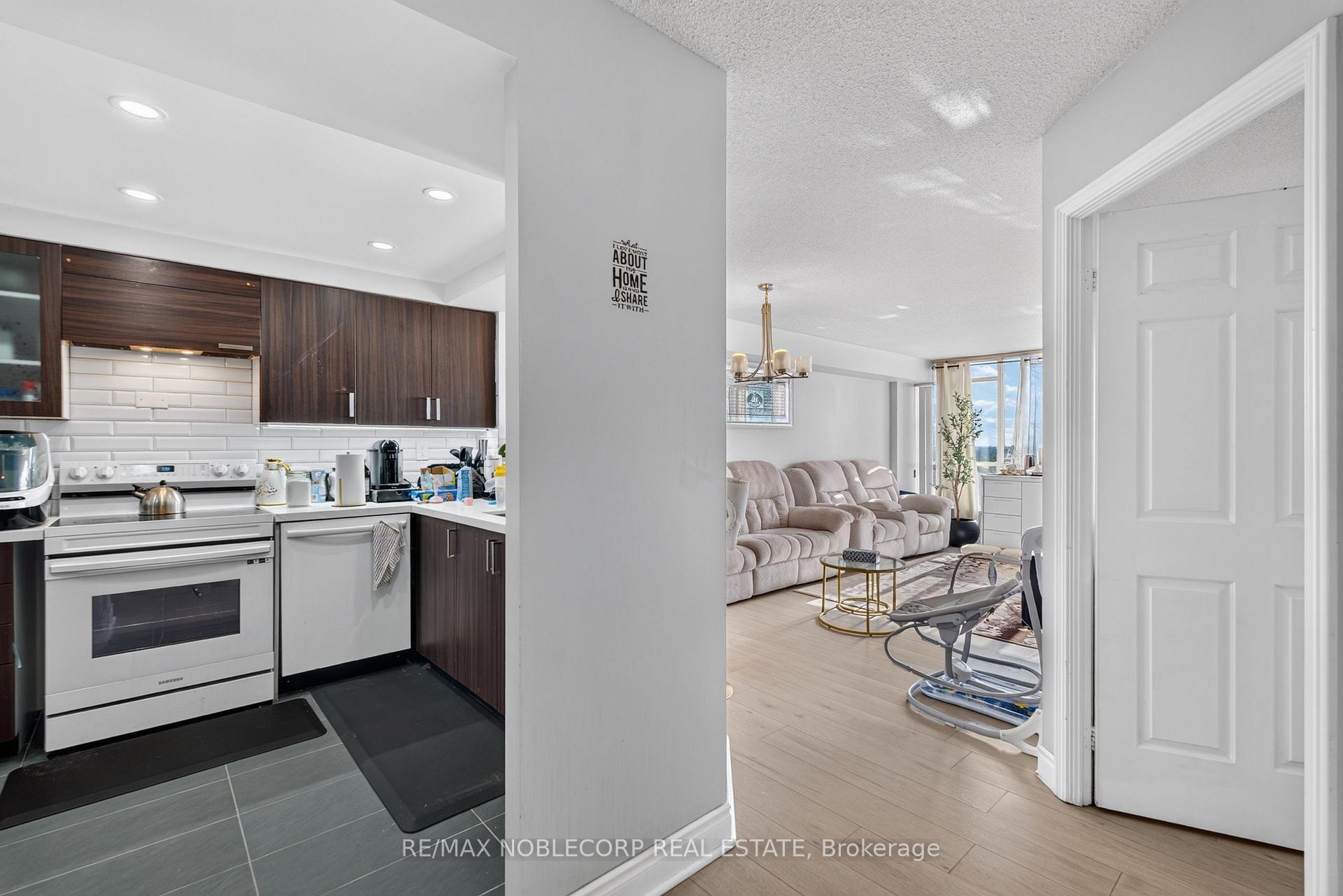 Photo 13 of Unit 1603, 22 Hanover Road, Brampton, Queen Street Corridor — HOMEH