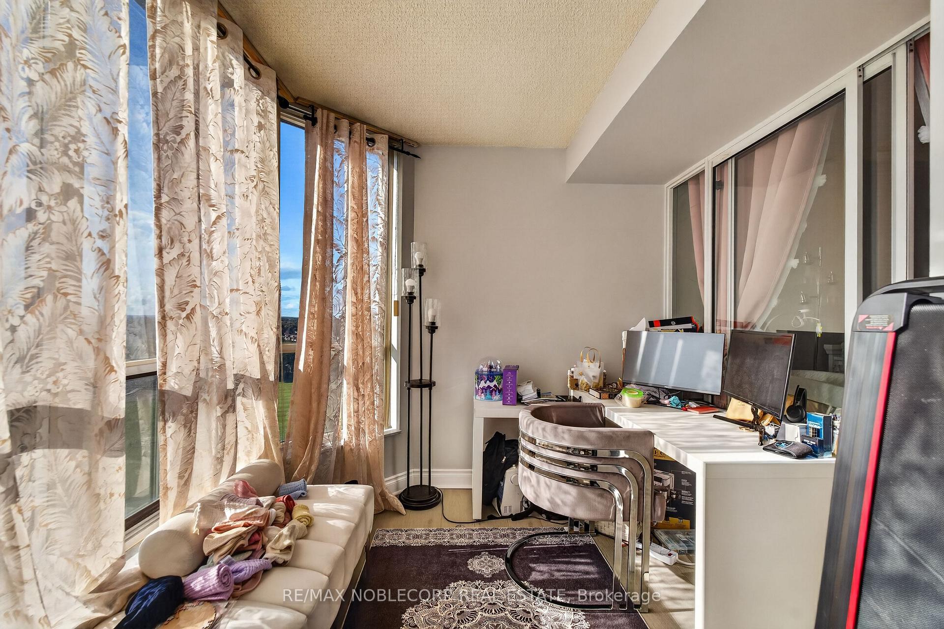 Photo 21 of Unit 1603, 22 Hanover Road, Brampton, Queen Street Corridor — HOMEH