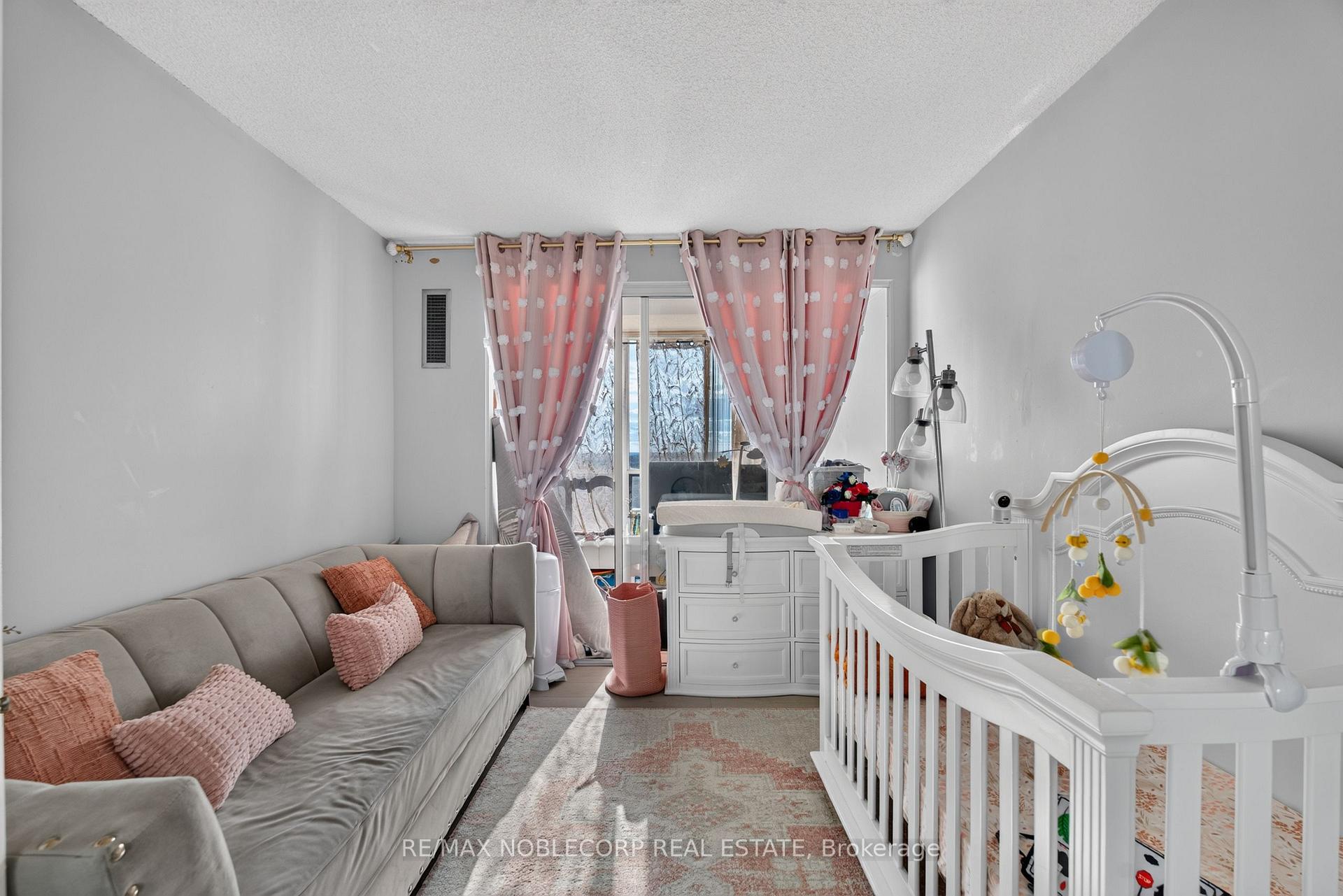 Photo 29 of Unit 1603, 22 Hanover Road, Brampton, Queen Street Corridor — HOMEH
