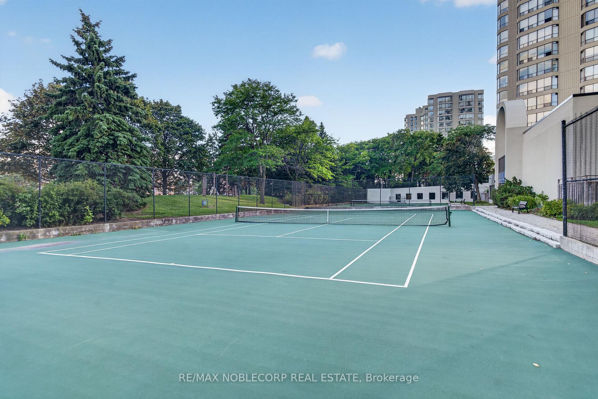 Photo 43 of Unit 1603, 22 Hanover Road, Brampton, Queen Street Corridor — HOMEH