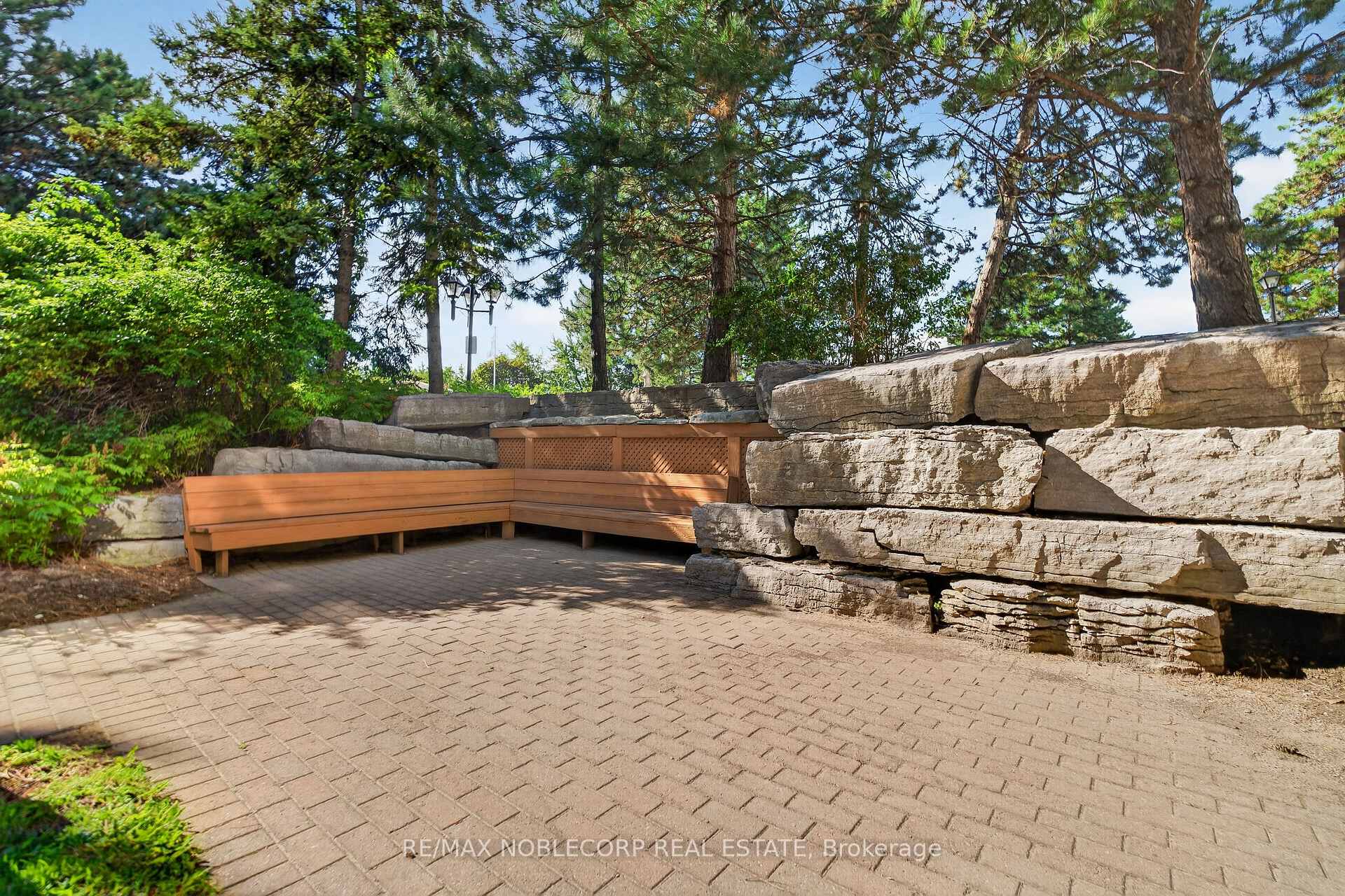 Photo 48 of Unit 1603, 22 Hanover Road, Brampton, Queen Street Corridor — HOMEH