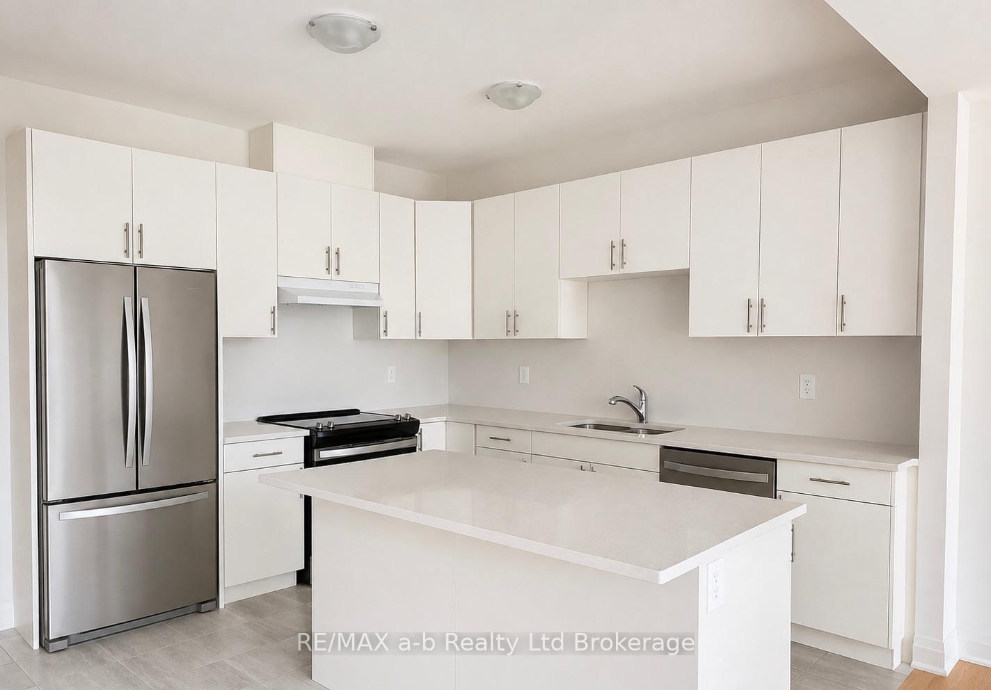 Photo 2 of 210 Middleton Street, Zorra, Thamesford — HOMEH
