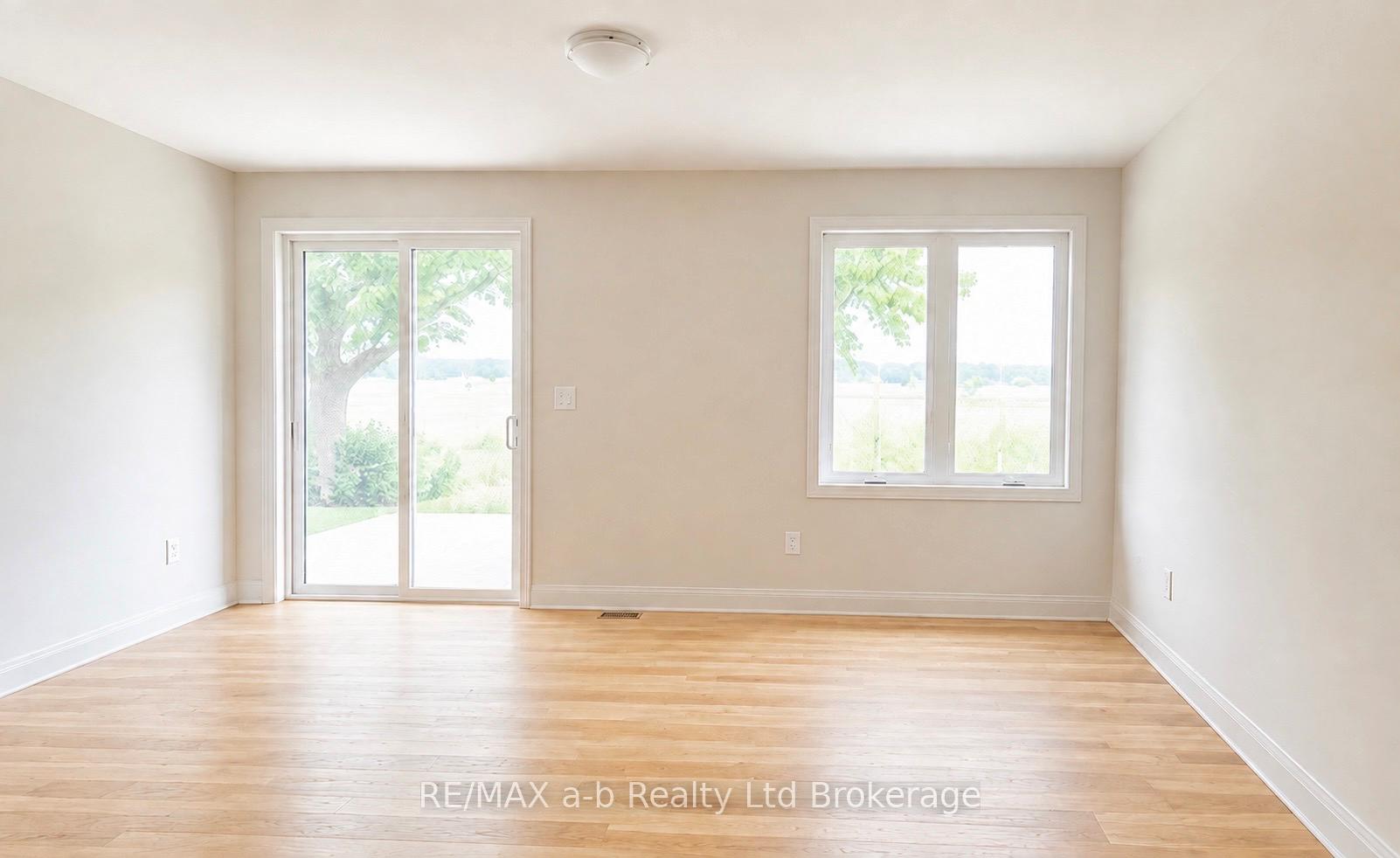 Photo 3 of 210 Middleton Street, Zorra, Thamesford — HOMEH