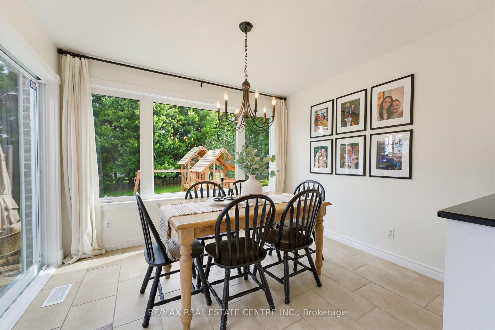 Photo 19 of 164 Argyle Street, Zorra, Embro — HOMEH