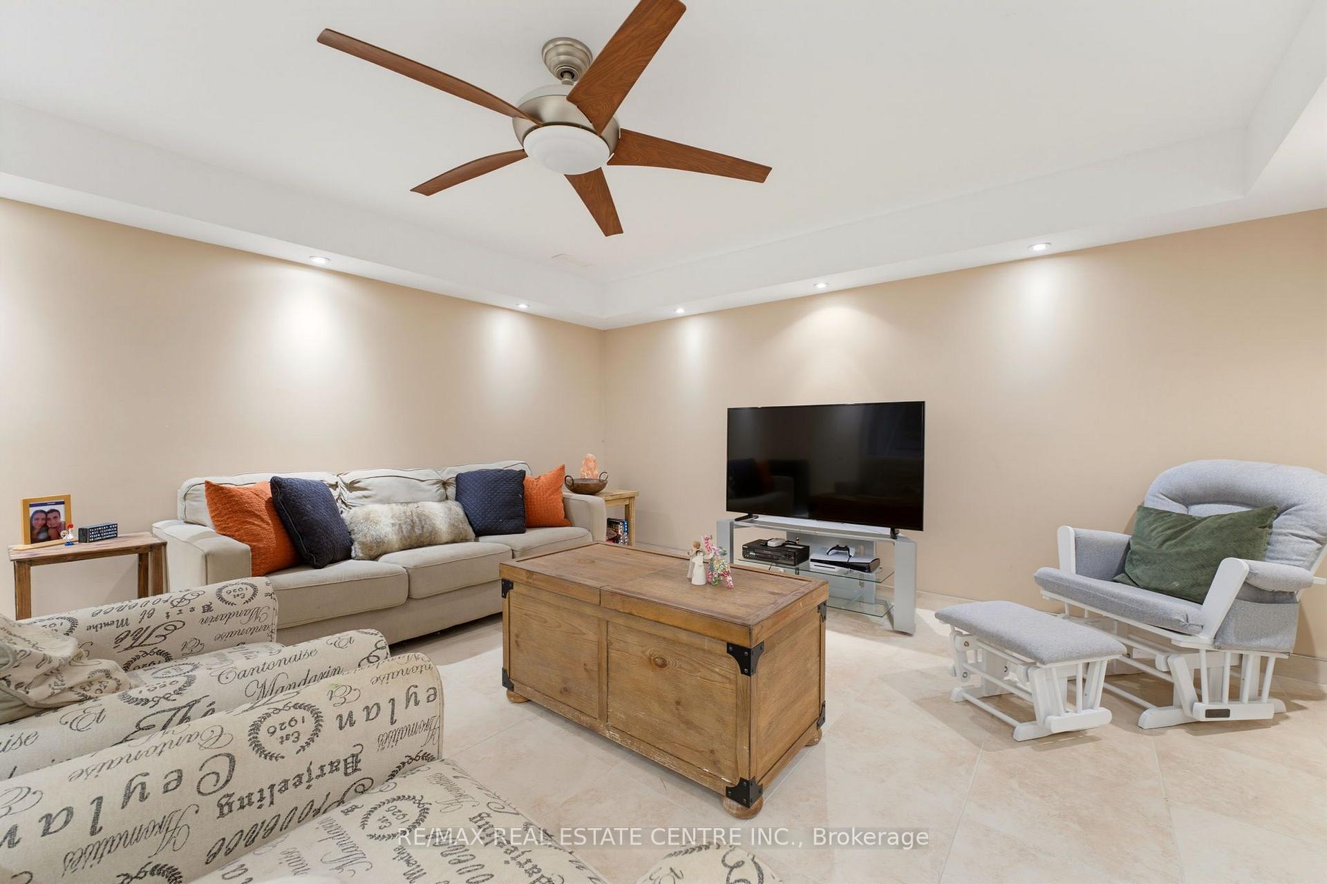 Photo 33 of 164 Argyle Street, Zorra, Embro — HOMEH
