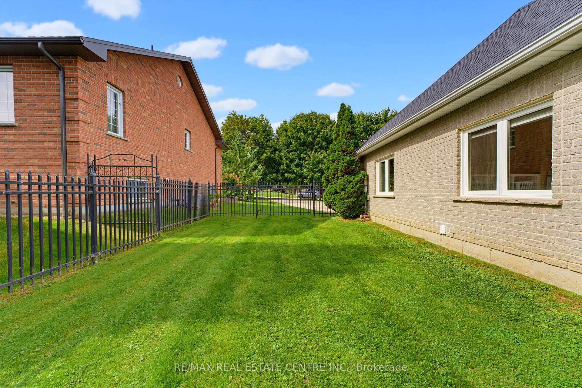 Photo 44 of 164 Argyle Street, Zorra, Embro — HOMEH