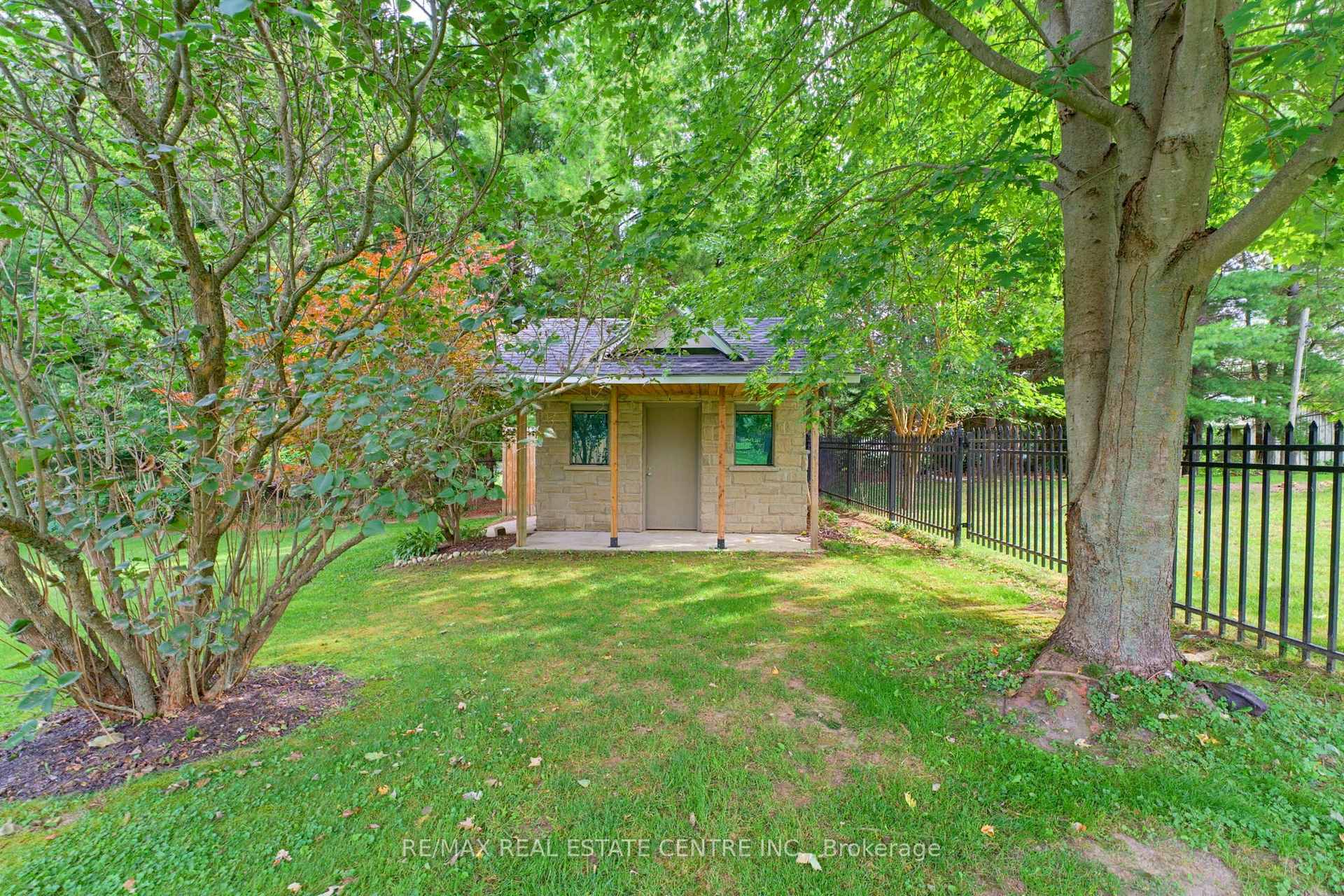 Photo 45 of 164 Argyle Street, Zorra, Embro — HOMEH