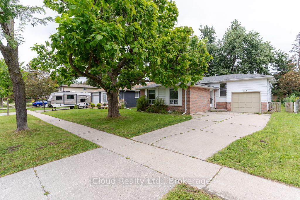 Photo 2 of 229 Cook Street, Barrie, Grove East — HOMEH